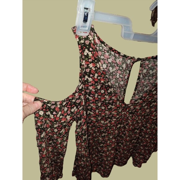 American Eagle Cold Shoulder Brown Floral Pattern Top - size M - Picture 1 of 5